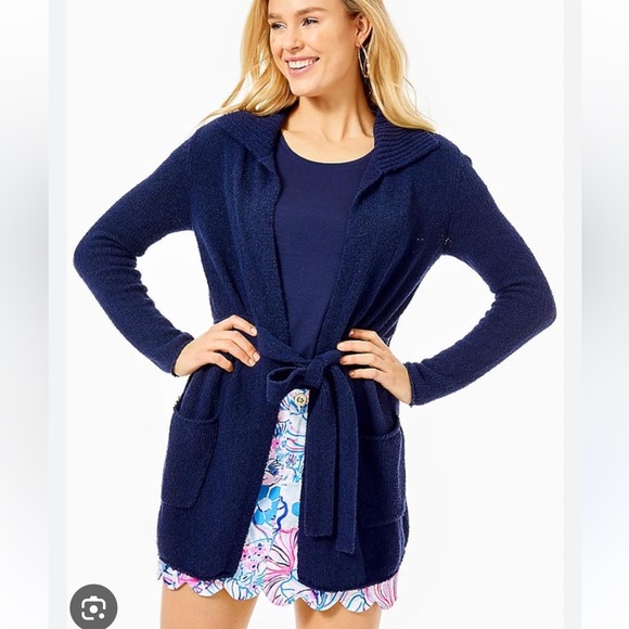 Lilly Pulitzer Resort White Beckley Cardigan Size S NWT - Picture 2 of 7